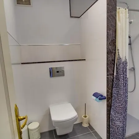 Am - 2 Schlafzimmer *