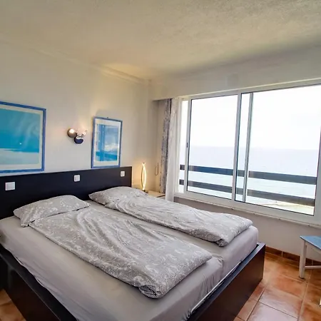 Am - 2 Schlafzimmer Apartment *